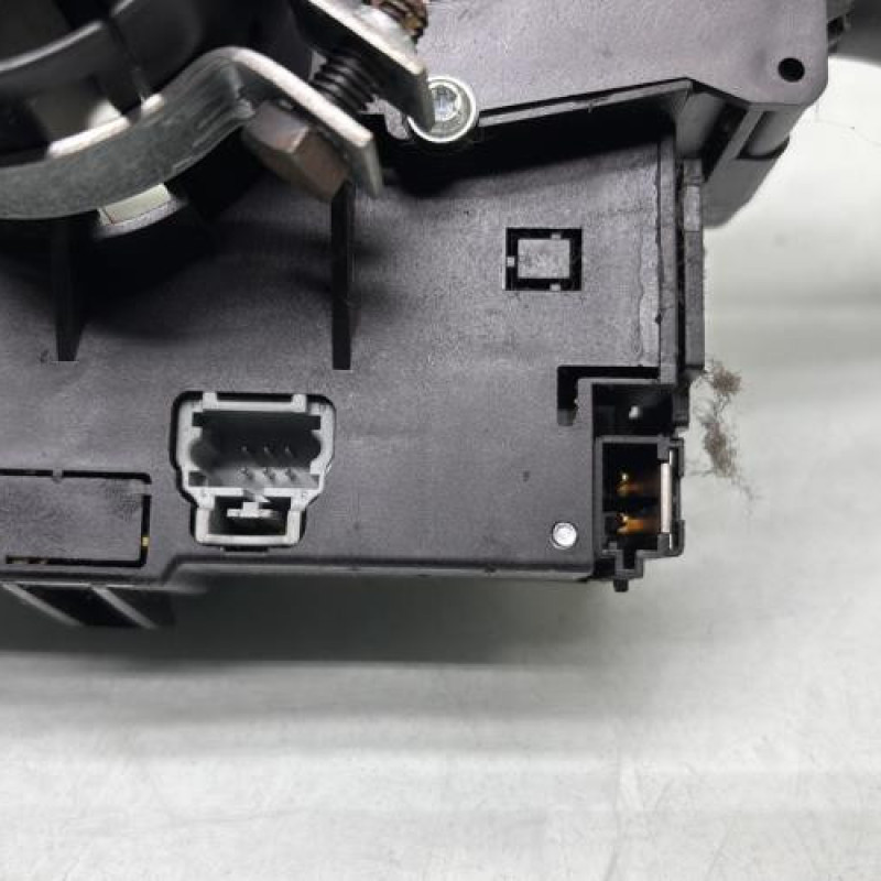 Com (Bloc Contacteur Tournant+Commodo Essuie Glace+Commodo Phare) CITROEN C3 1 Photo n°8