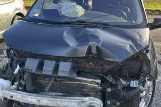 Vitre arriere gauche RENAULT SCENIC 2