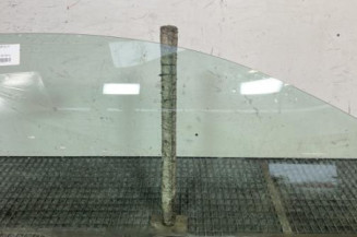 Vitre avant droit PEUGEOT 206+ Photo n°1