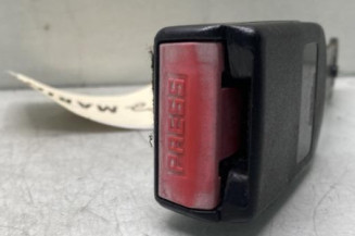 Attache ceinture avant gauche PEUGEOT 206+