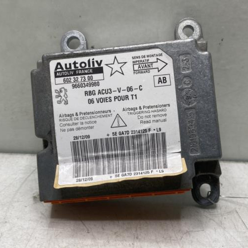 Boitier air bag PEUGEOT 206+ Photo n°1