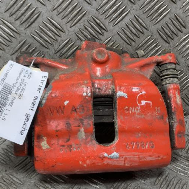 Etrier avant gauche (freinage) AUDI A3 4 Photo n°1