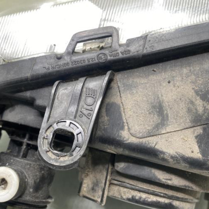 Optique avant principal gauche (feux)(phare) DACIA LOGAN 1 Photo n°5