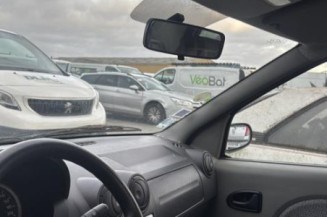 Poignee porte arriere droit DACIA LOGAN 1