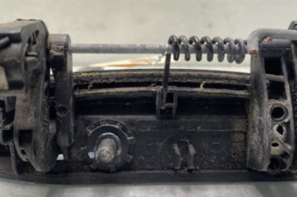 Poignee porte arriere gauche DACIA LOGAN 1