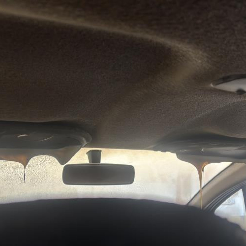 Attache ceinture arriere droit CITROEN C3 2 Photo n°18