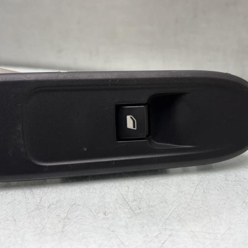 Interrupteur de leve vitre avant droit CITROEN C3 2 Photo n°1