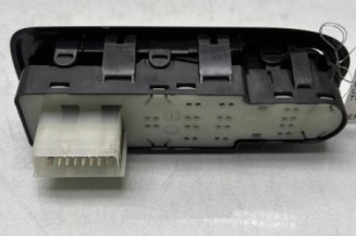 Interrupteur de leve vitre avant gauche CITROEN C3 2