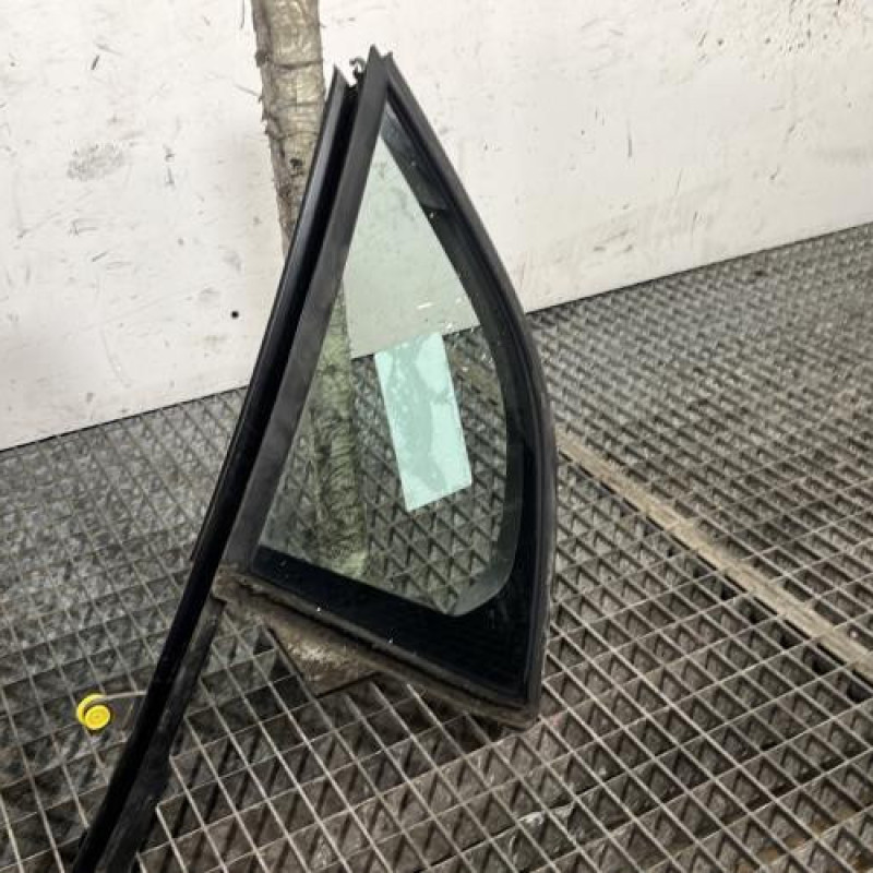 Custode avant droit (porte) CITROEN DS3 Photo n°3