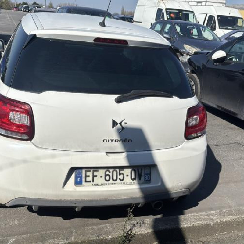 Face avant CITROEN DS3 Photo n°9