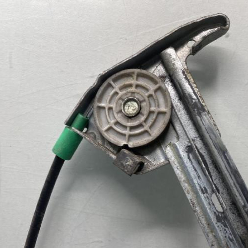 Leve vitre electrique avant gauche PEUGEOT 206 Photo n°6