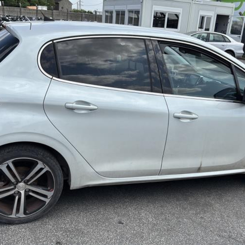 Ceinture arriere droit PEUGEOT 208 1 Photo n°11