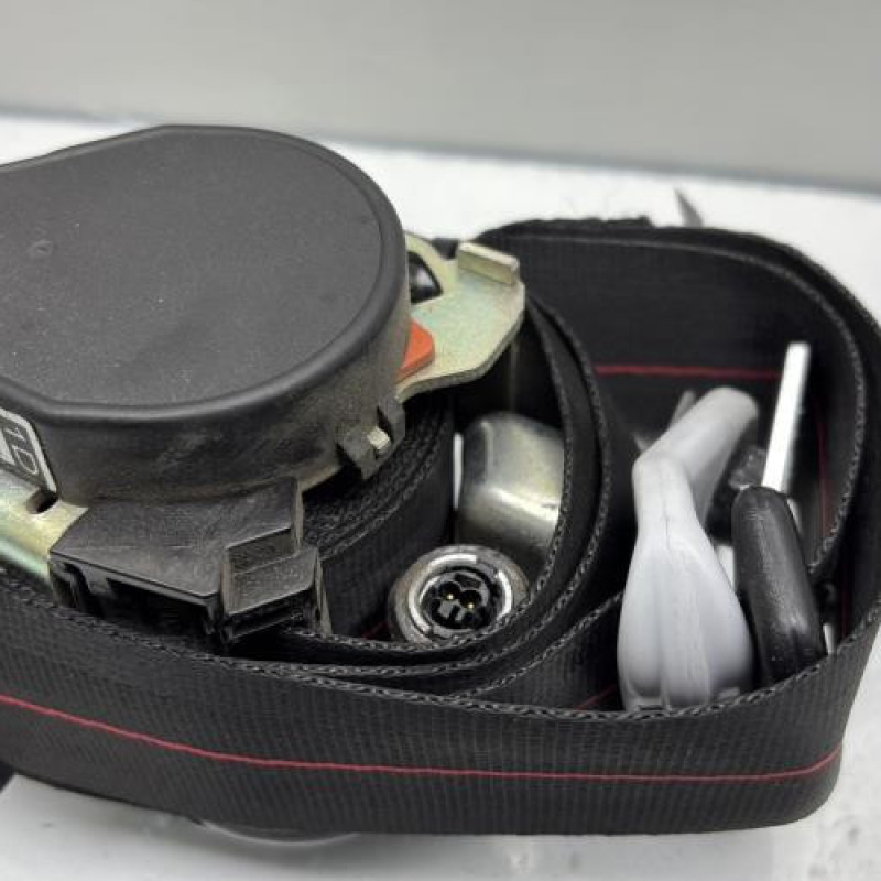 Pretensionneur de ceinture avant droit PEUGEOT 208 1 Photo n°2