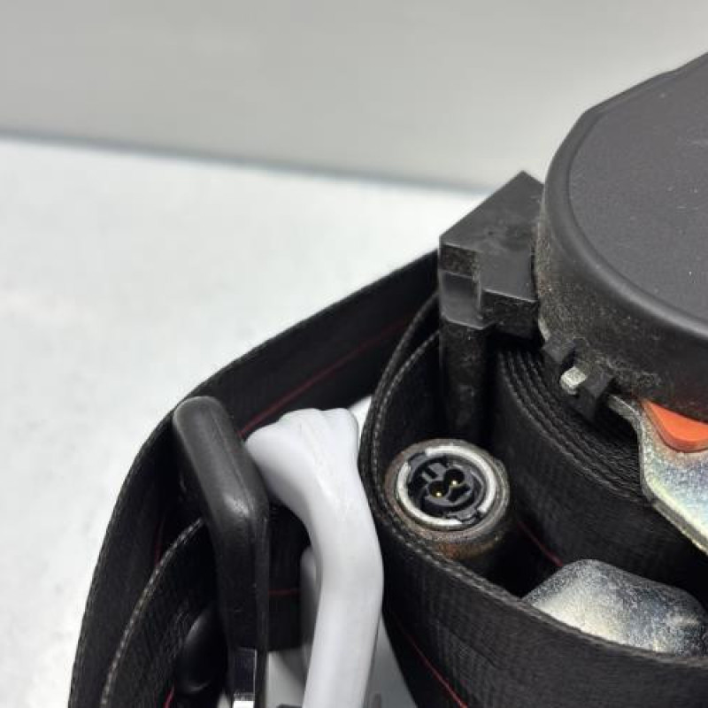 Pretensionneur de ceinture avant gauche PEUGEOT 208 1 Photo n°2