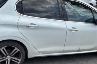 Pretensionneur de ceinture avant gauche PEUGEOT 208 1