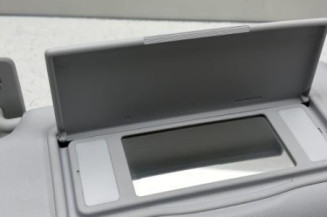 Pare soleil gauche PEUGEOT 208 1