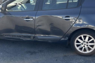 Malle/Hayon arriere RENAULT MEGANE 3