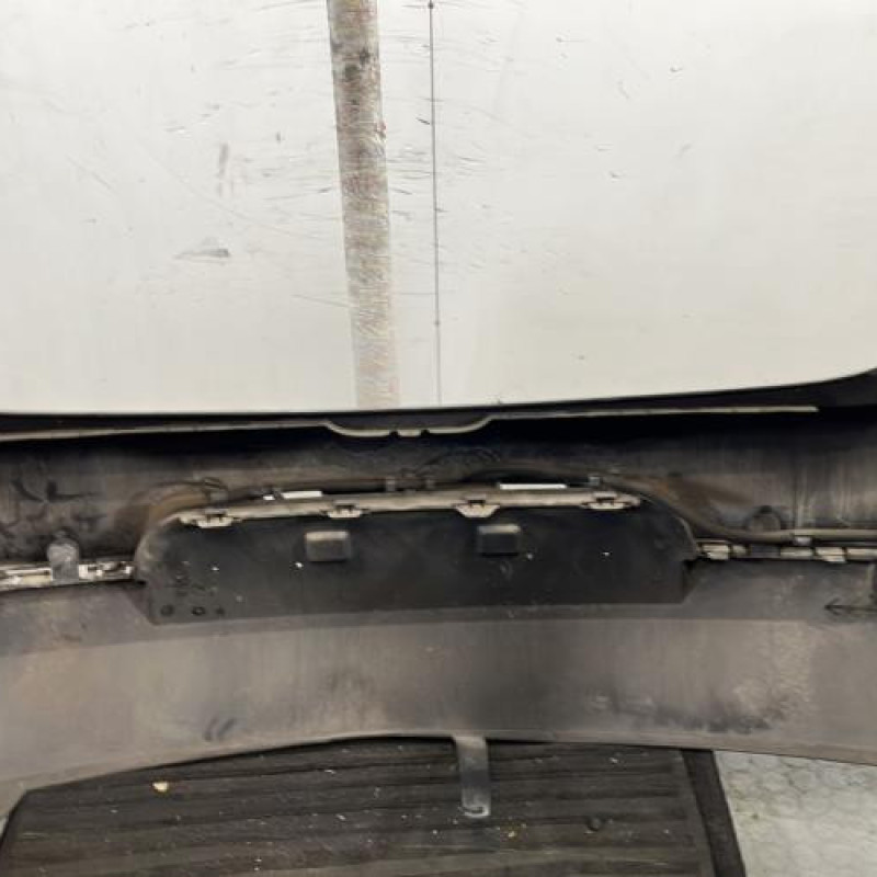 Pare choc arriere RENAULT MEGANE 3 Photo n°5