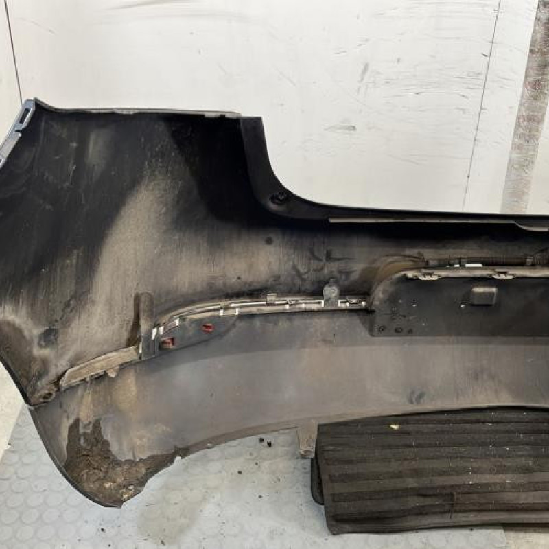 Pare choc arriere RENAULT MEGANE 3 Photo n°6