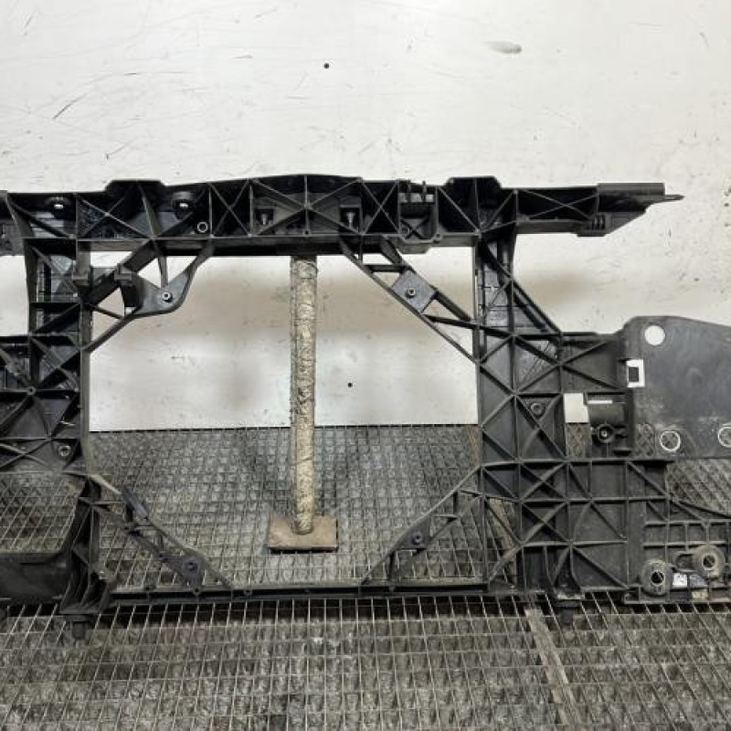 Face avant RENAULT MEGANE 3 Photo n°4