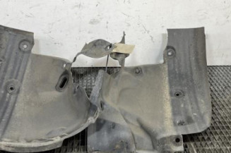 Pare boue avant gauche RENAULT MEGANE 3