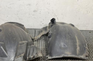 Pare boue avant gauche RENAULT MEGANE 3