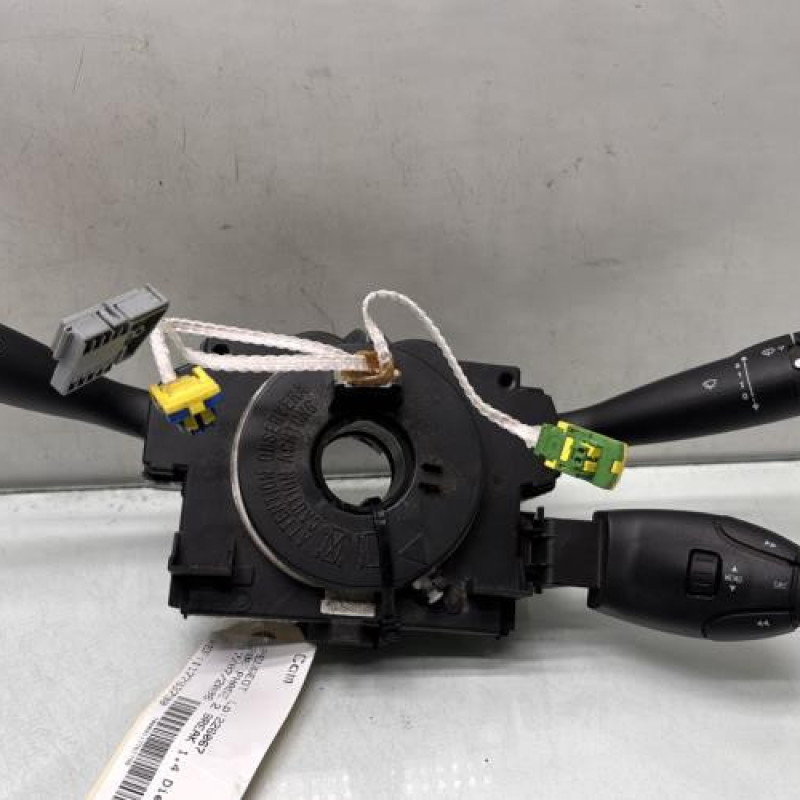 Com (Bloc Contacteur Tournant+Commodo Essuie Glace+Commodo Phare) PEUGEOT 206 Photo n°1