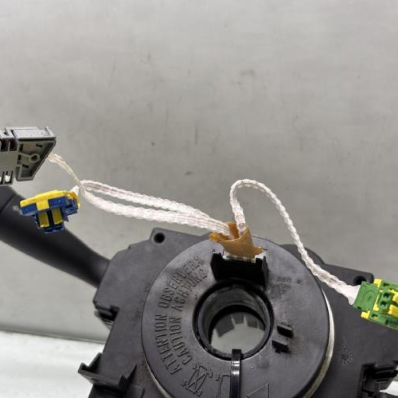 Com (Bloc Contacteur Tournant+Commodo Essuie Glace+Commodo Phare) PEUGEOT 206 Photo n°3