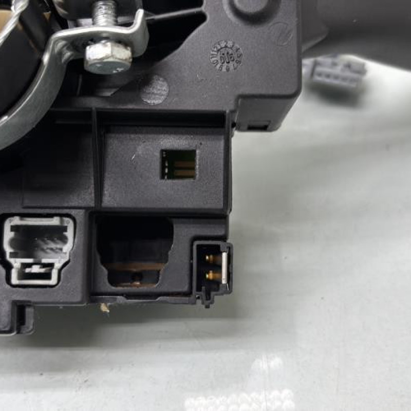 Com (Bloc Contacteur Tournant+Commodo Essuie Glace+Commodo Phare) PEUGEOT 206 Photo n°9