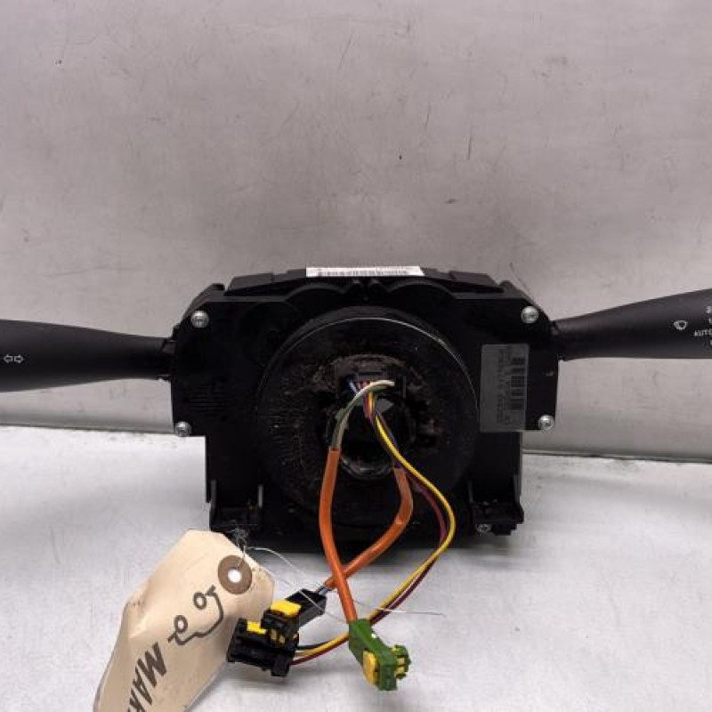 Com (Bloc Contacteur Tournant+Commodo Essuie Glace+Commodo Phare) CITROEN C3 1 Photo n°1