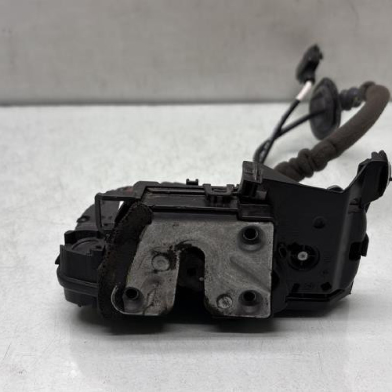 Serrure avant droit RENAULT CAPTUR 1 Photo n°1