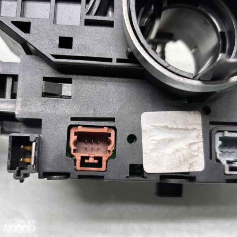 Com (Bloc Contacteur Tournant+Commodo Essuie Glace+Commodo Phare) PEUGEOT 206 Photo n°8