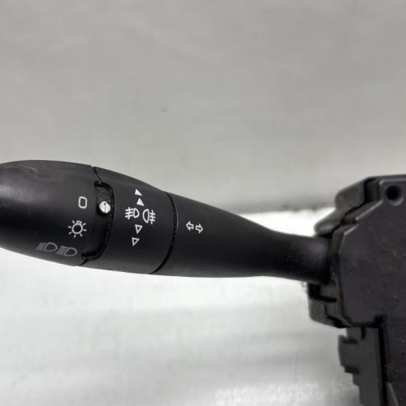 Com (Bloc Contacteur Tournant+Commodo Essuie Glace+Commodo Phare) PEUGEOT 206 Photo n°3