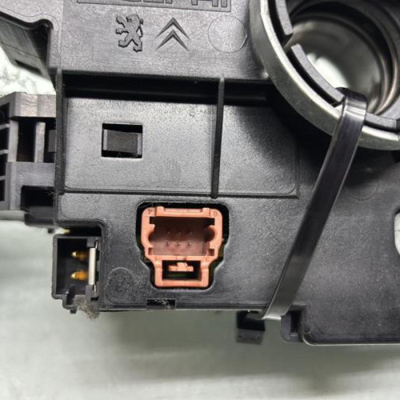 Com (Bloc Contacteur Tournant+Commodo Essuie Glace+Commodo Phare) PEUGEOT 206 Photo n°7