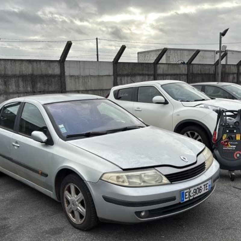 Vitre avant droit RENAULT LAGUNA 2 Photo n°15