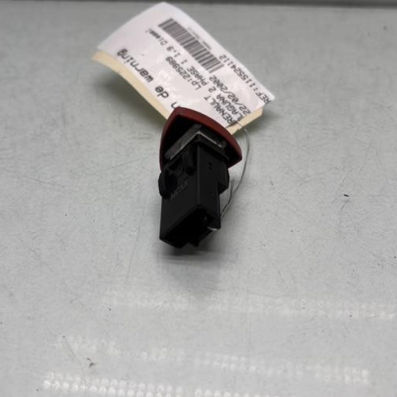 Bouton de warning RENAULT LAGUNA 2 Photo n°3