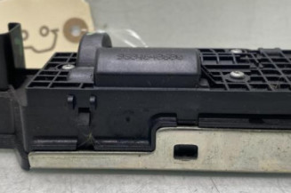 Serrure de coffre PEUGEOT 5008 1