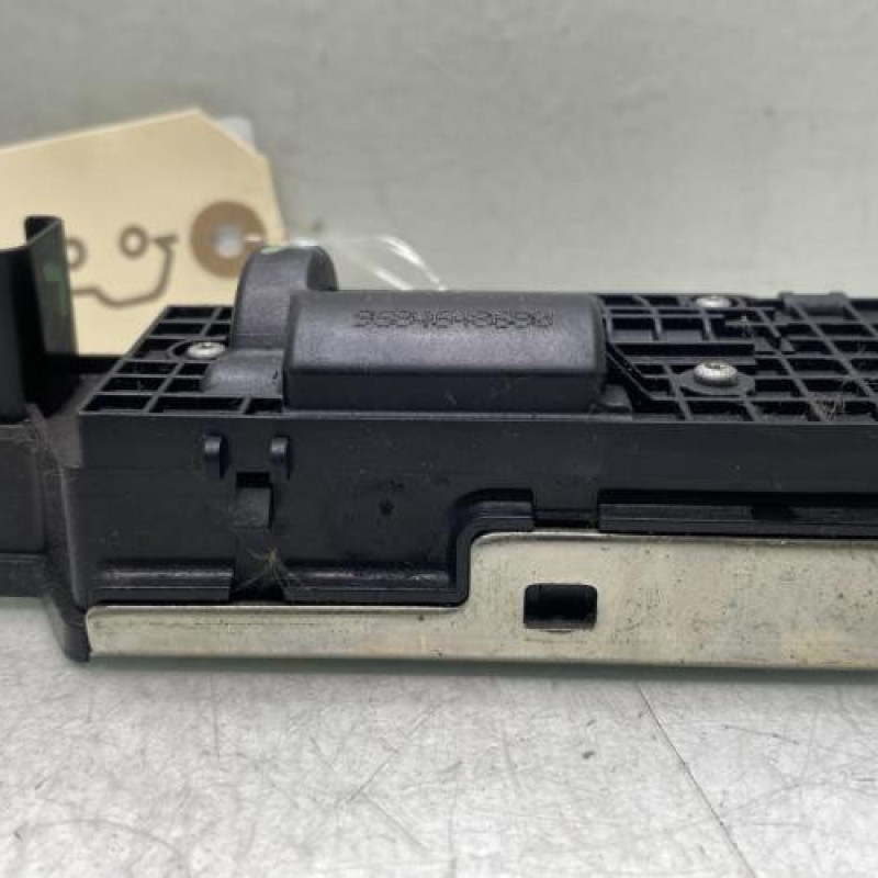 Serrure de coffre PEUGEOT 5008 1 Photo n°2