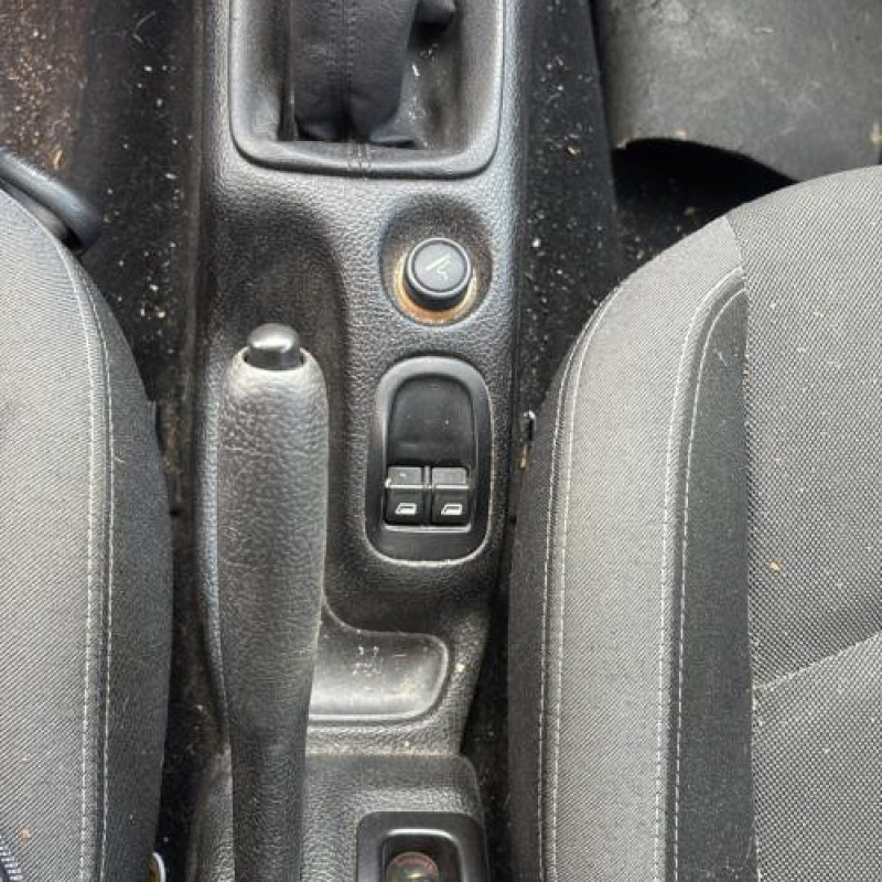 Bouchon de carburant PEUGEOT 206 Photo n°20