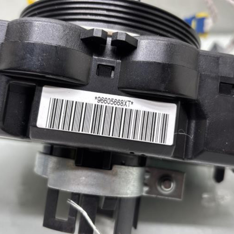 Com (Bloc Contacteur Tournant+Commodo Essuie Glace+Commodo Phare) PEUGEOT 206 Photo n°5