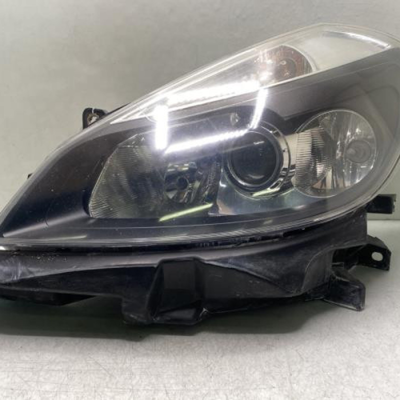 Optique avant principal gauche (feux)(phare) RENAULT CLIO 3 Photo n°1