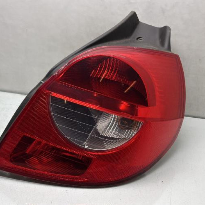 Feu arriere principal droit (feux) RENAULT CLIO 3 Photo n°1