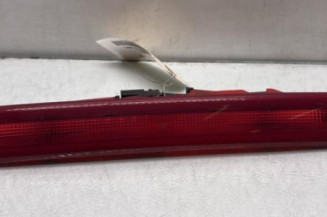 Feu arriere stop central RENAULT CLIO 3 Photo n°1