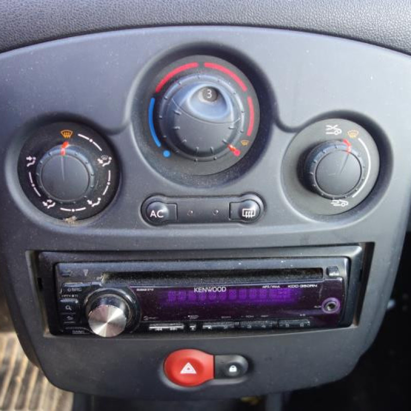 Feu arriere principal gauche (feux) RENAULT CLIO 3 Photo n°5