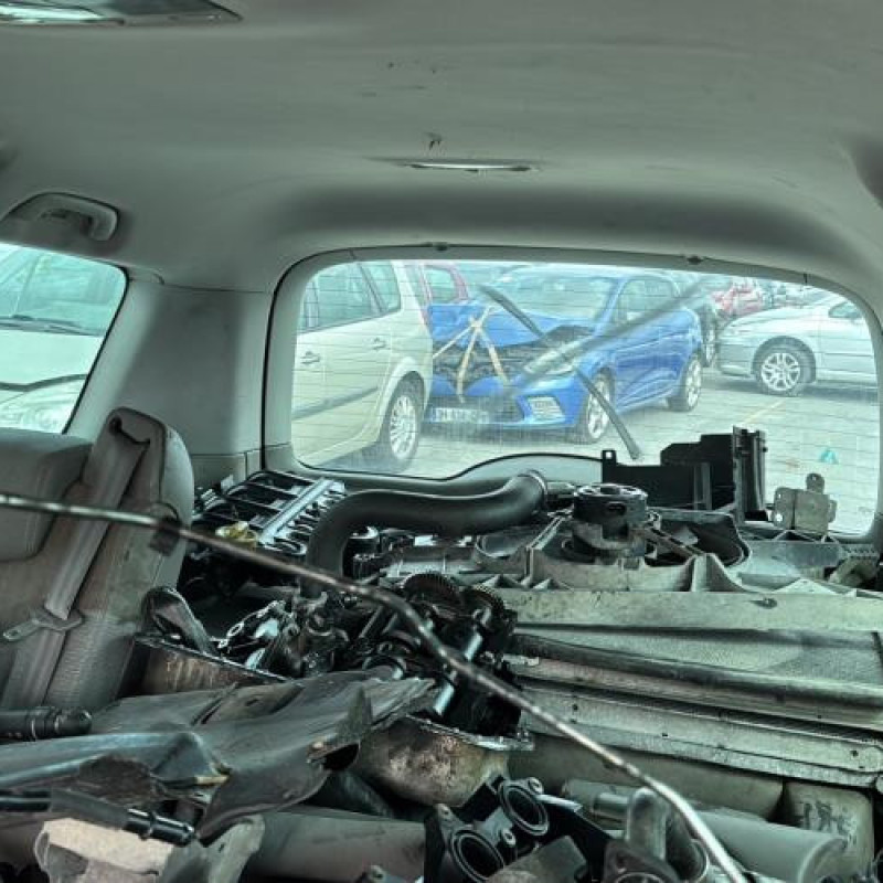 Renfort pare choc arriere (traverse) RENAULT GRAND ESPACE 4 Photo n°16