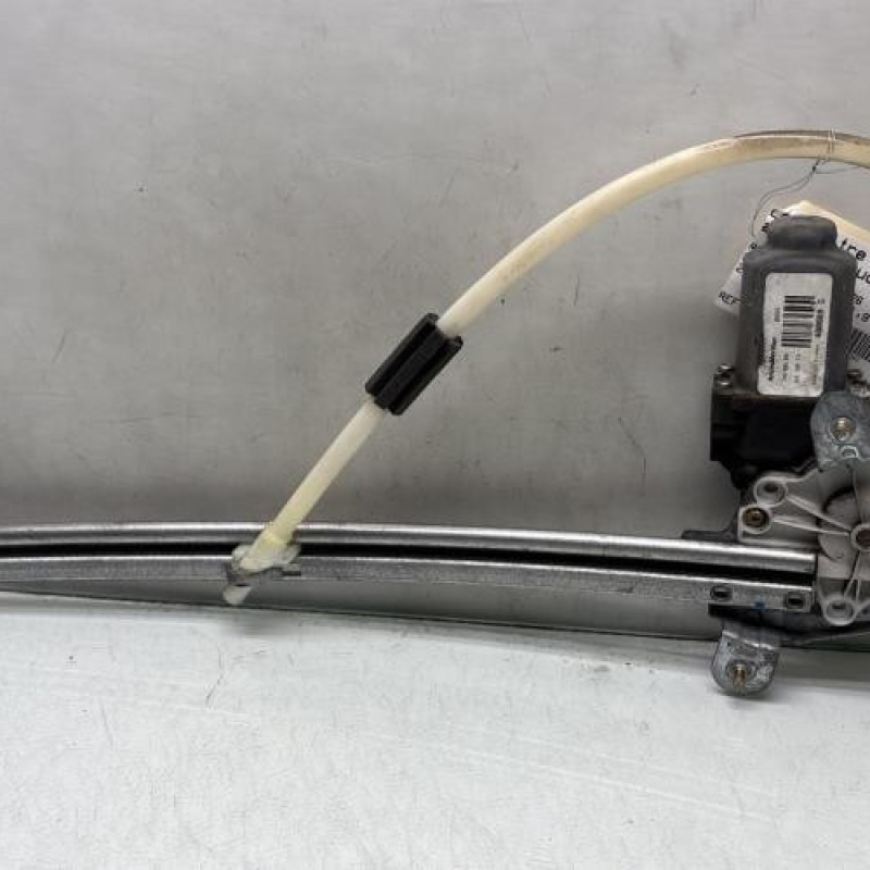 Leve vitre electrique avant droit RENAULT LAGUNA 2 Photo n°4