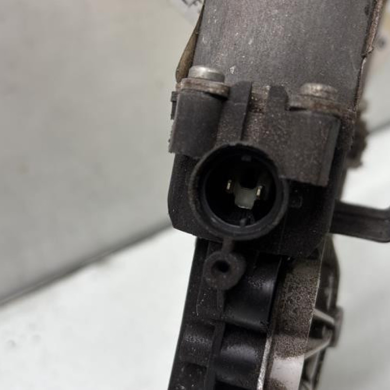 Leve vitre electrique avant droit RENAULT LAGUNA 2 Photo n°5