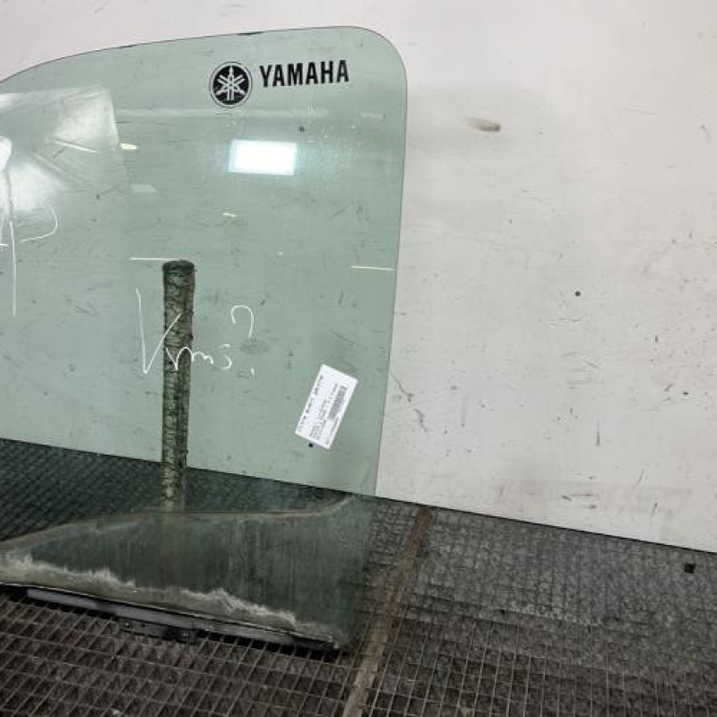 Vitre avant gauche RENAULT MASTER 2 Photo n°3