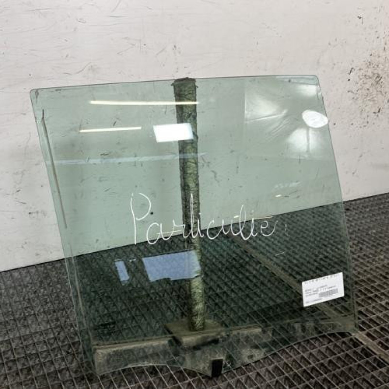Vitre arriere droit RENAULT MODUS Photo n°2