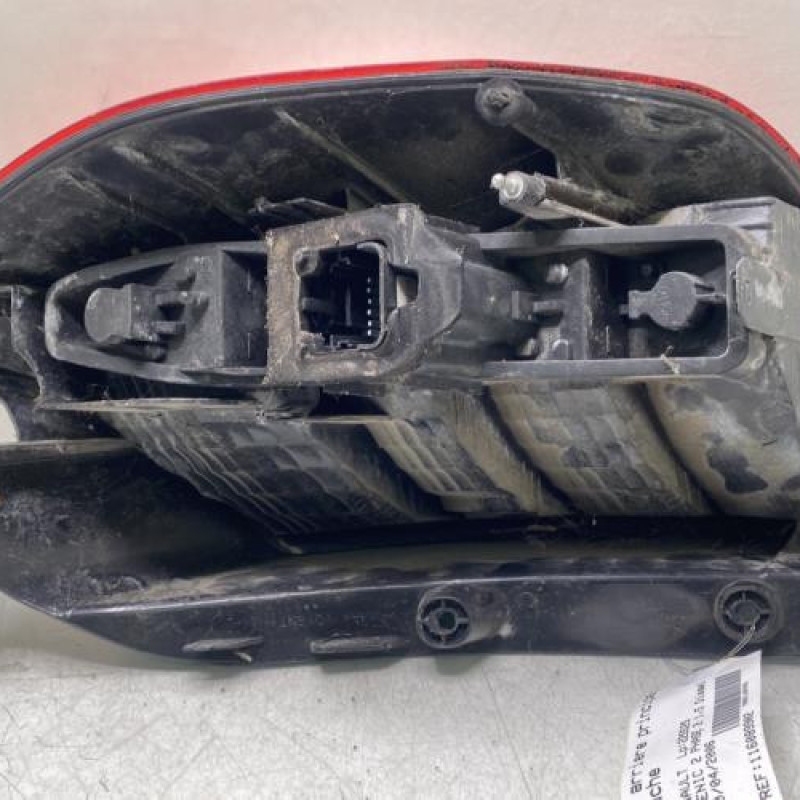Feu arriere principal gauche (feux) RENAULT SCENIC 2 Photo n°2